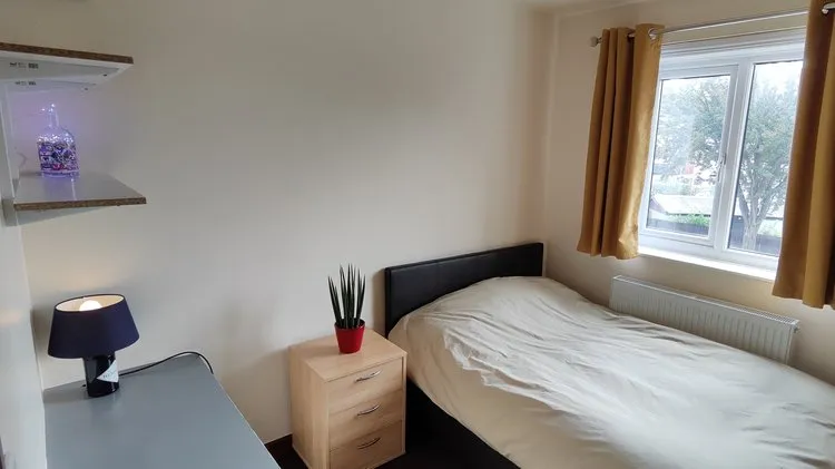 10 Brailsford Road, Nottingham, Nottinghamshire, NG7 2JU - Image 11